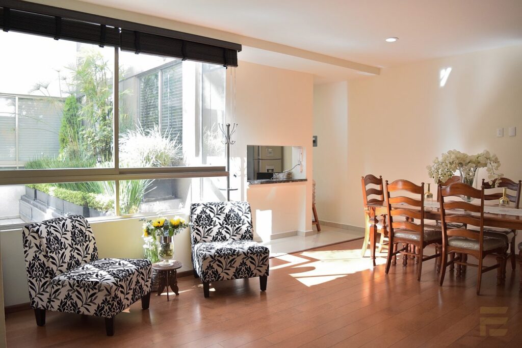Casa-en-C-Del-Valle-Comedor-2W-min